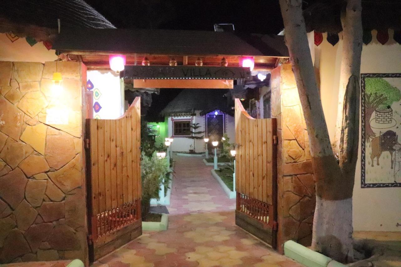 Shyam Home Stay ภุช ภายนอก รูปภาพ