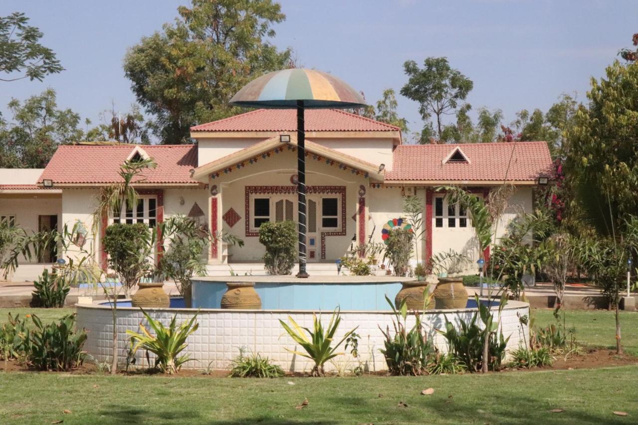 Shyam Home Stay ภุช ภายนอก รูปภาพ